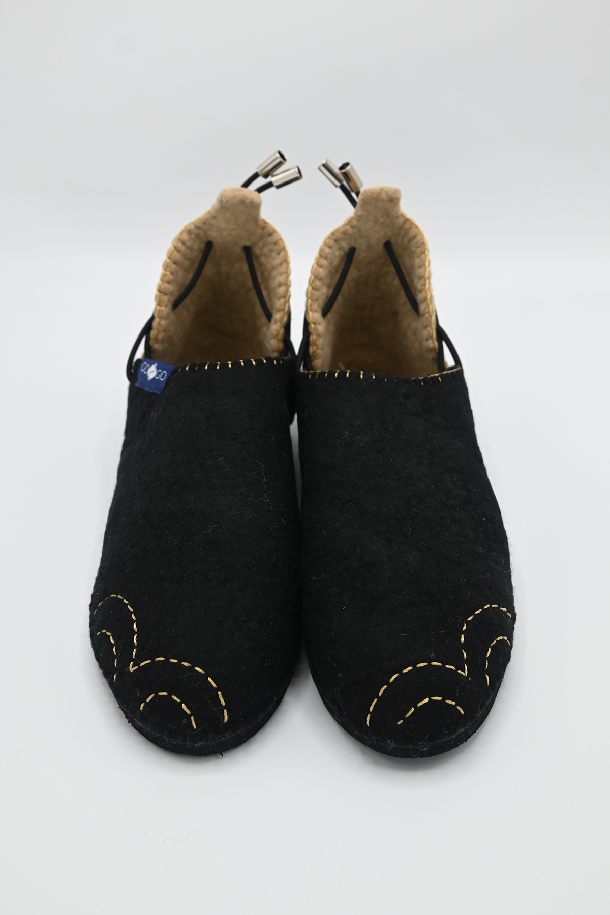 Handmade Wool Shoes Black