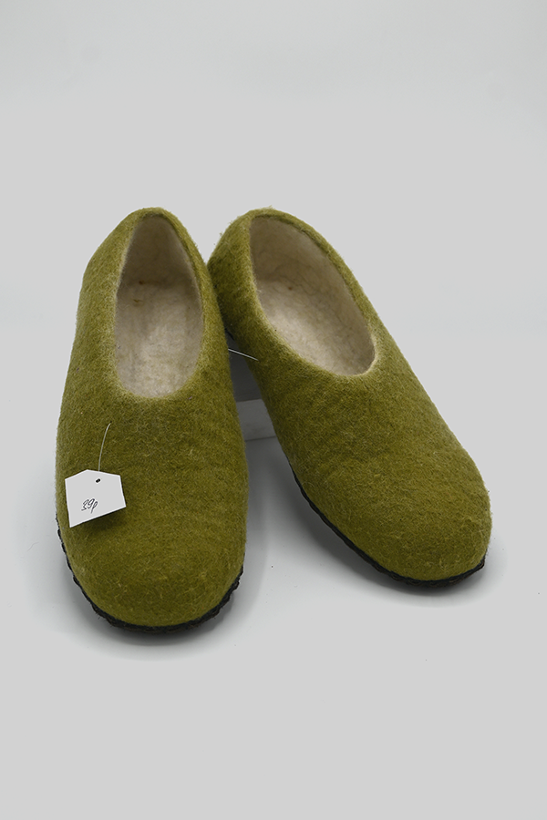 Felt Wool Closed Back Slippers