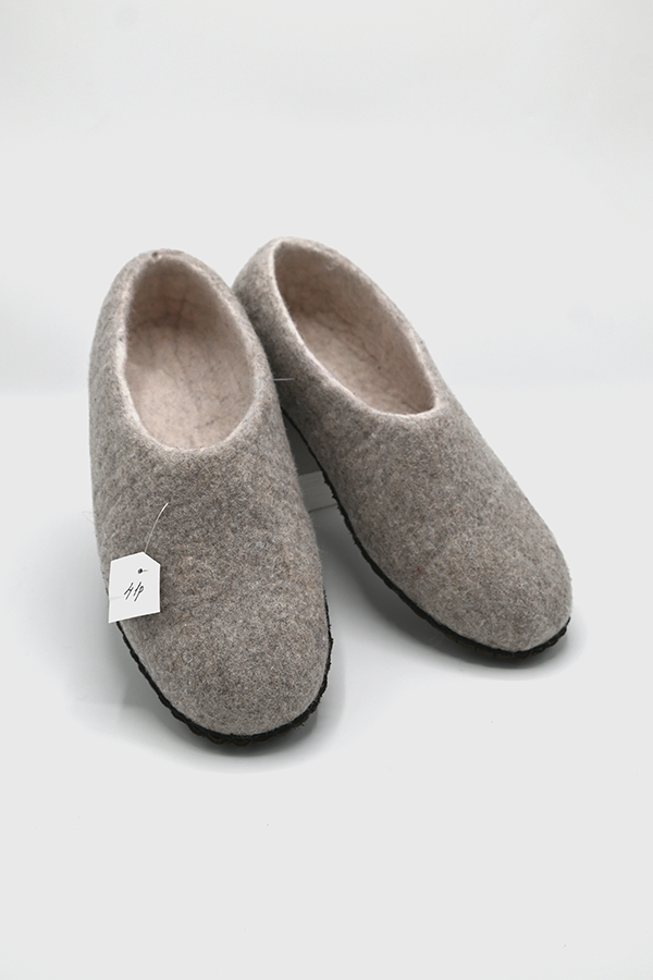 Felt Wool Closed Back Slippers